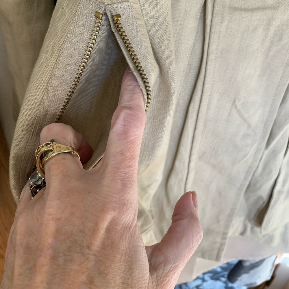 Luii Light Tan Linen Utility Jacket - Picture 4 of 6